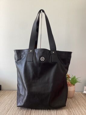 lululemon athletica | Bags | Lululemon Tote Bag 25lslnsh